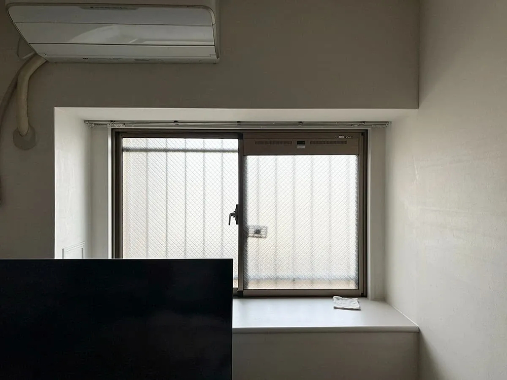 デンヒチ Rihoの福岡市博多区竹下の​​戸建てで​​補助金を​​使った​​内窓​（二重窓）​​断熱リフォーム事例の施工前の写真2