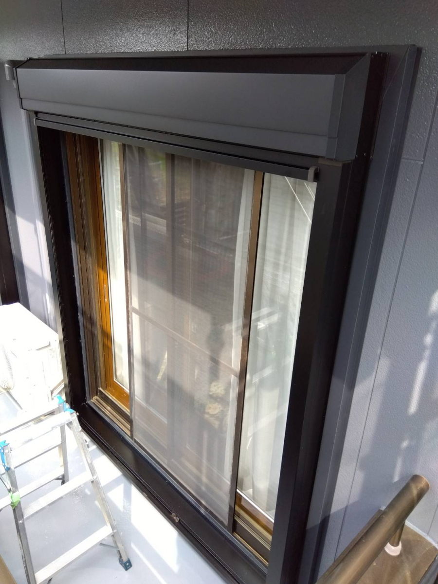 城北トーヨー住器の今回は後つけのシャッタ-です。の施工後の写真3