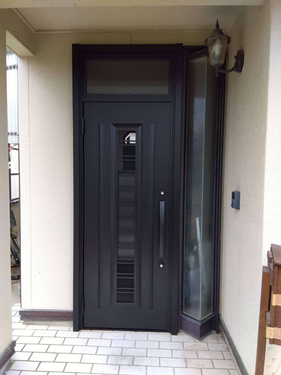 城北トーヨー住器の玄関ドア施工x3現場の施工後の写真3