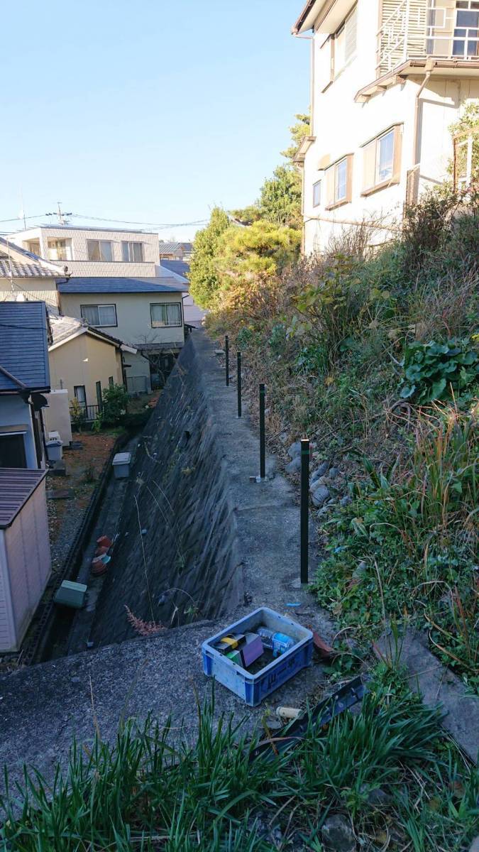 城北トーヨー住器の本日のフェンス工事　　12/15の施工前の写真3