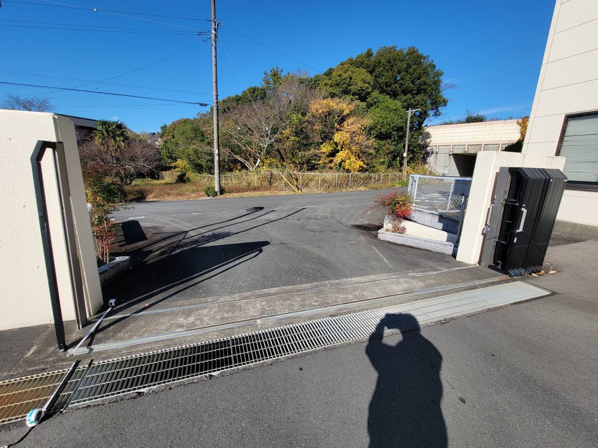 城北トーヨー住器の本日の門扉工事2/1の施工前の写真1