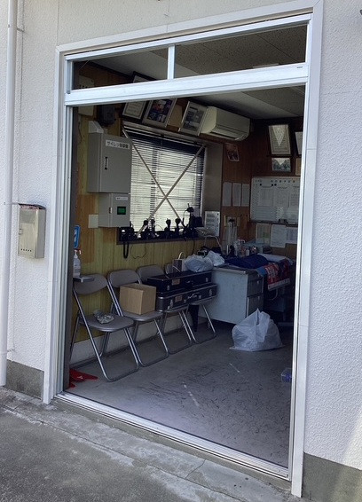 ウグイスヤトーヨー住器の店舗引き戸取替工事の施工前の写真3