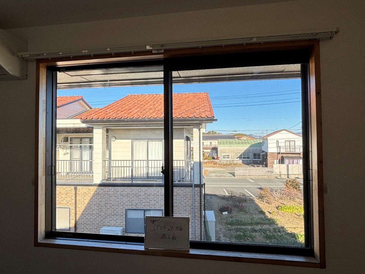 ウグイスヤトーヨー住器の断熱窓へ取替えの施工前の写真2