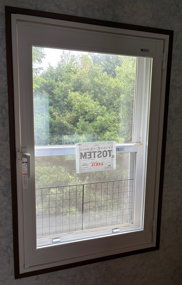 汐見サッシ販売の内窓インプラス設置の施工後の写真1