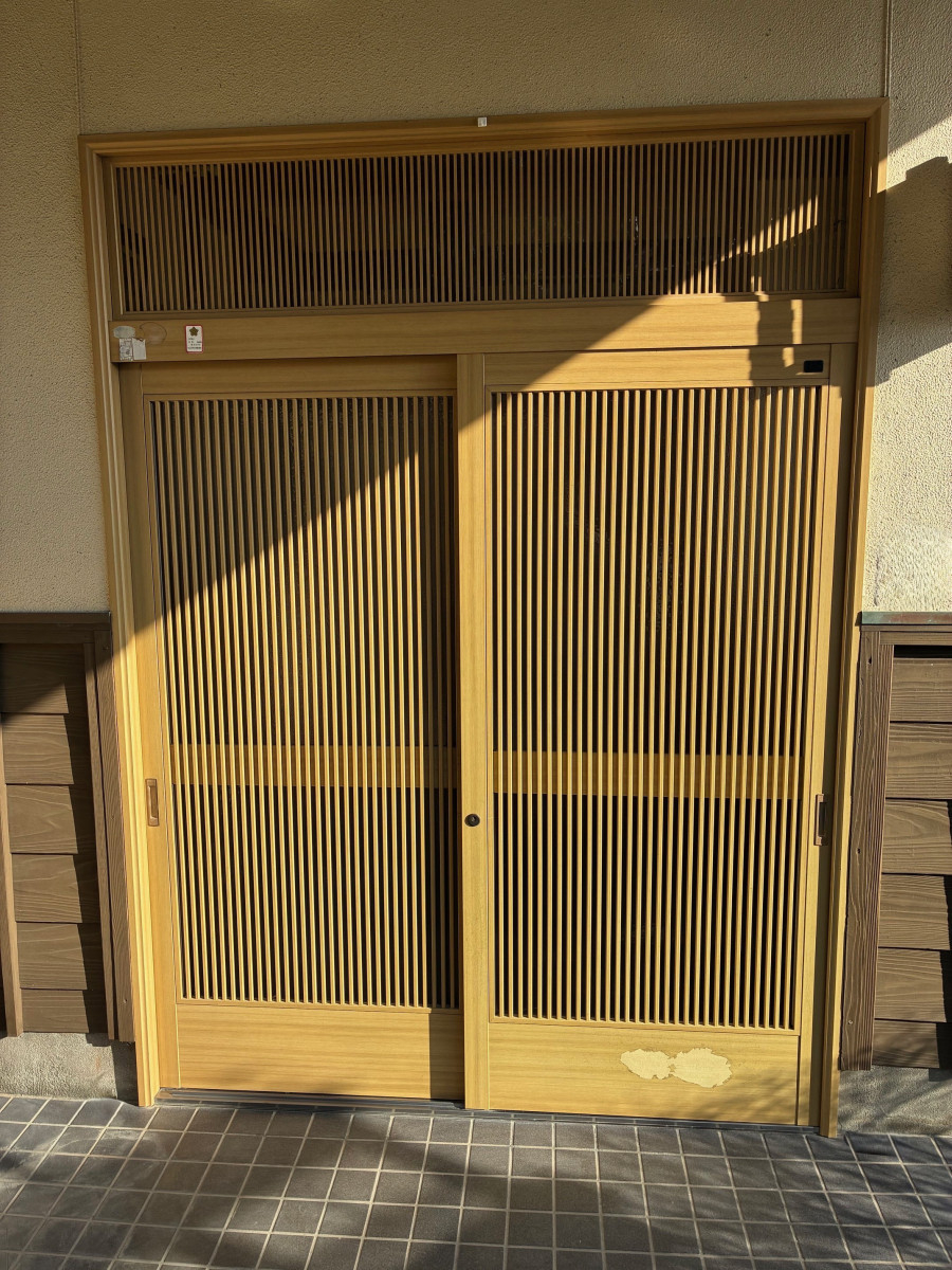 汐見サッシ販売の和モダンの施工前の写真1