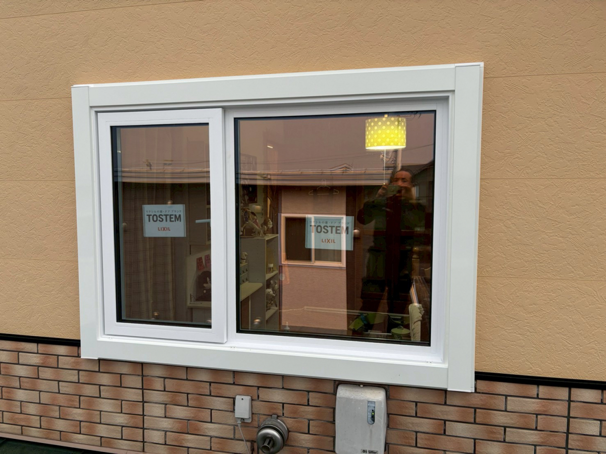 米塚硝子店の【室蘭・登別】ペアガラスからトリプルガラスに交換！補助金対応の高性能窓リフォームの施工後の写真2