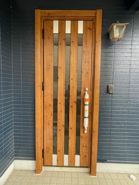 阿波屋商店のリシェント玄関ドアの施工後の写真3