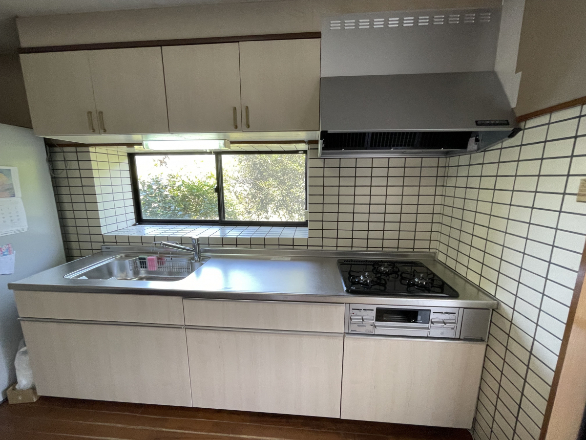 阿波屋商店の毎日がショールーム。魅せるキッチン空間の施工後の写真1