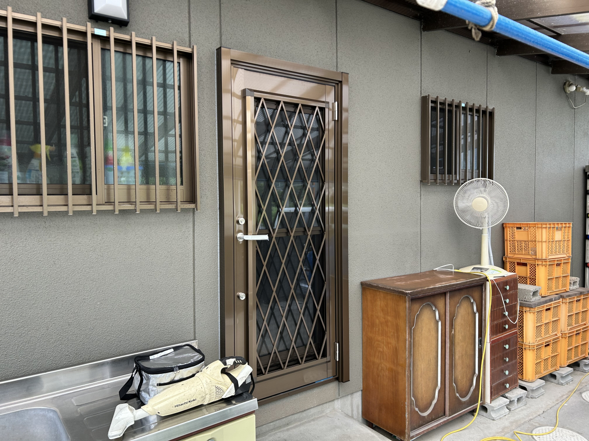 石鎚住器の勝手口リフォームの施工後の写真2