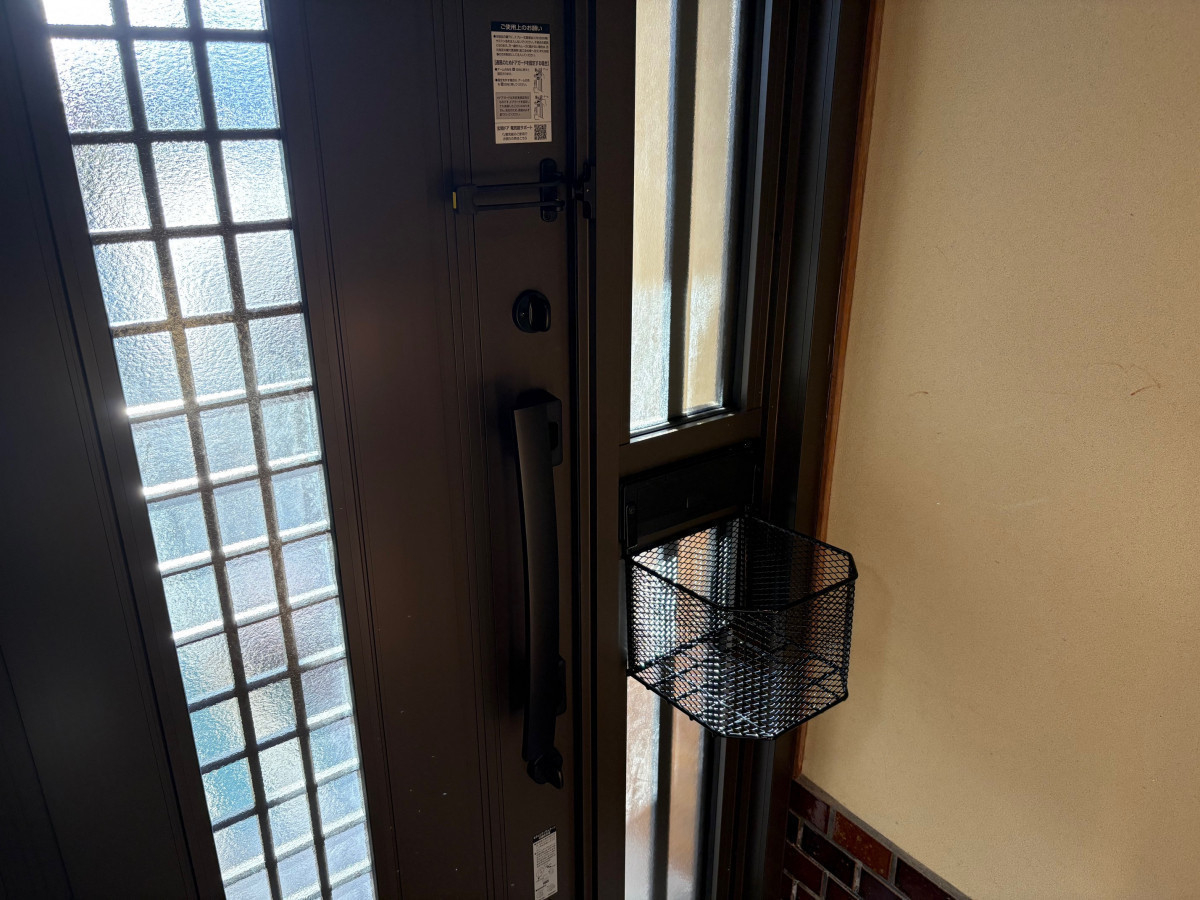 石鎚住器の玄関リフォームの施工後の写真2