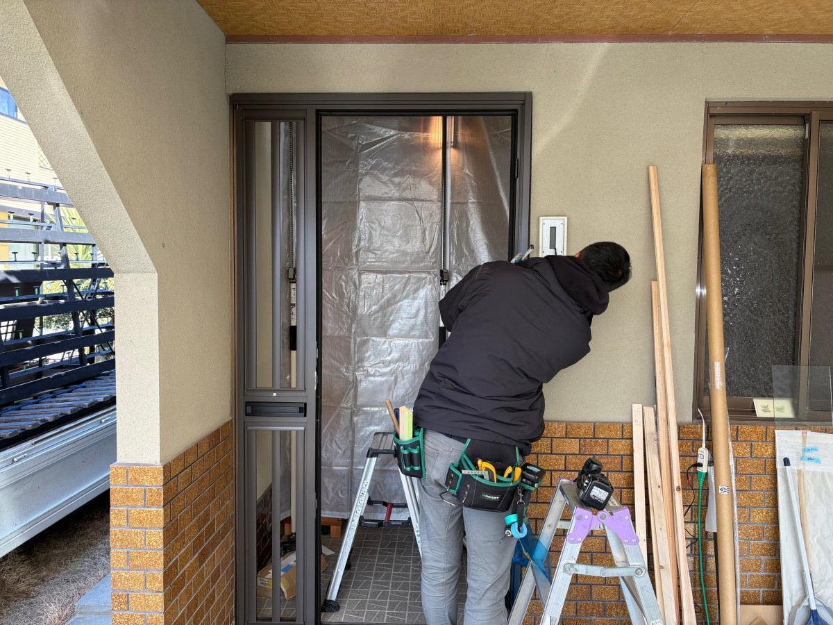 石鎚住器の玄関リフォームの施工前の写真2