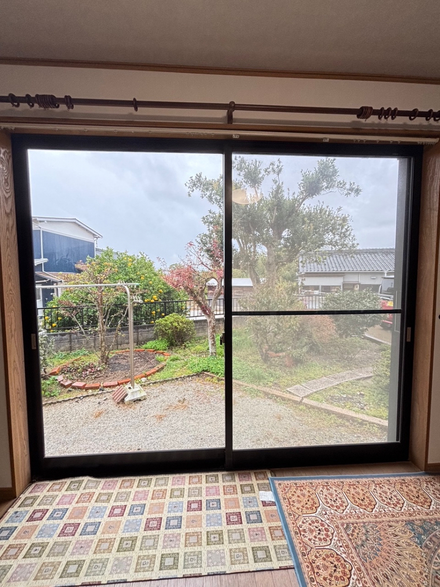 とりい建具の内窓設置（特大）の施工前の写真1