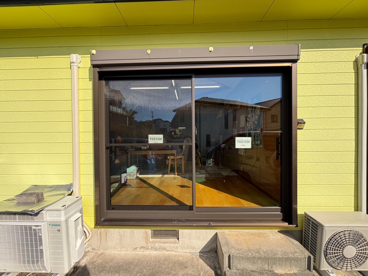 とりい建具の外窓交換（カバー工法）特大の施工後の写真2