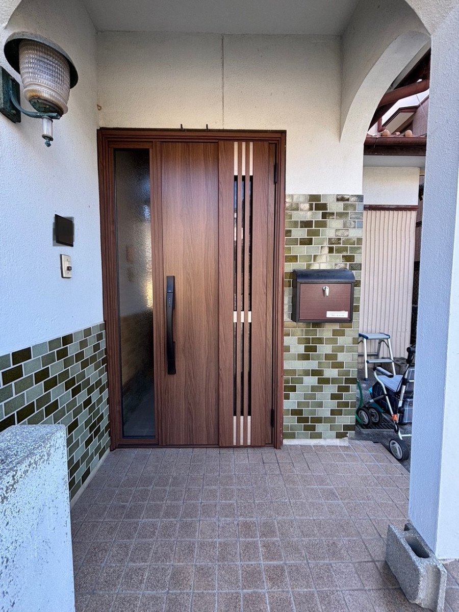 とりい建具の快適な風通しを実現！玄関リフォームのご紹介の施工後の写真2