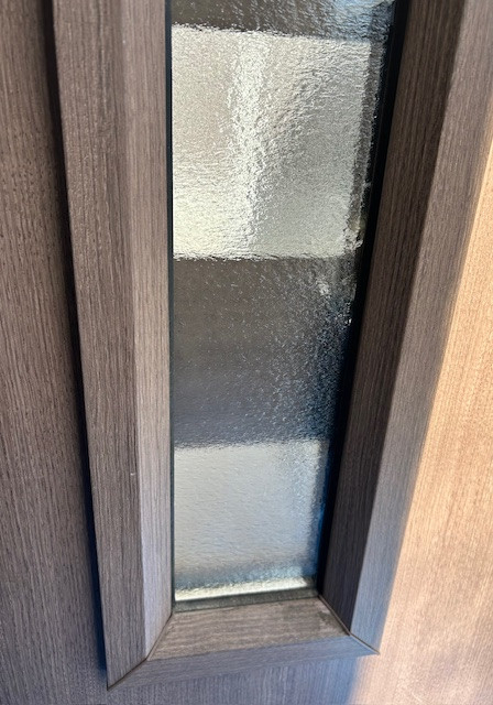 Kーアルミのガラスの割れ替え工場の施工後の写真1
