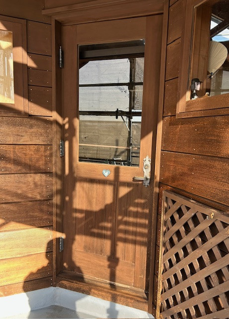 Kーアルミのリシェント玄関ドア取替工事の施工前の写真1