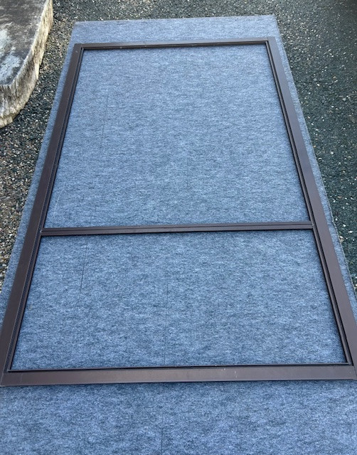 Kーアルミの網戸の張り替え工事の施工前の写真2