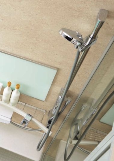 二宮トーヨー住器の【浴室リフォーム】浴室をシンプルに、使いやすさを意識したお風呂【リデア】の施工事例詳細写真4