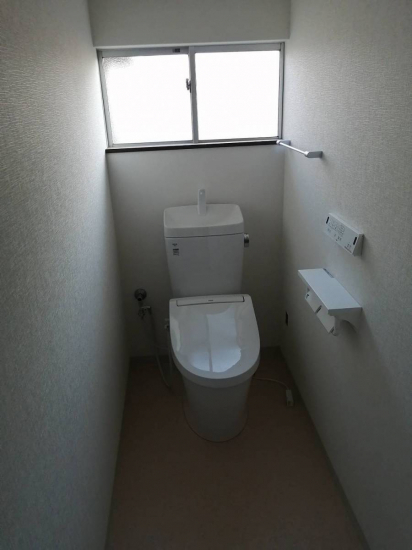 二宮トーヨー住器のトイレ改修工事施工事例写真1