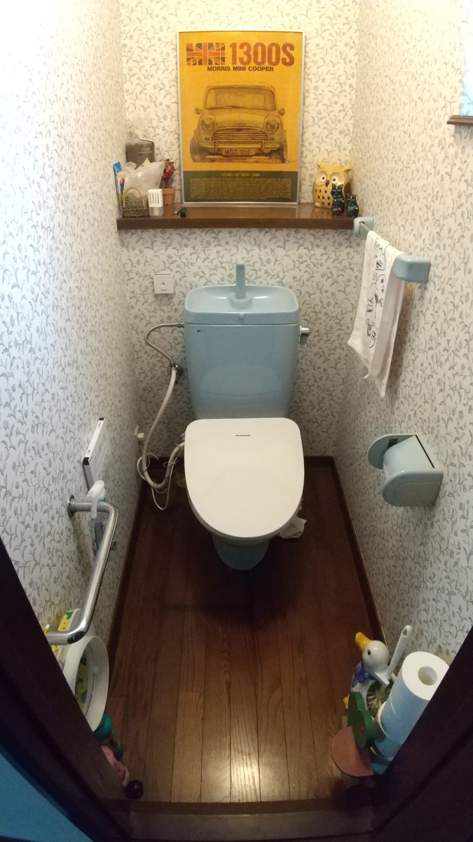 二宮トーヨー住器の【トイレリフォーム】最新トイレで快適な生活を！の施工前の写真1