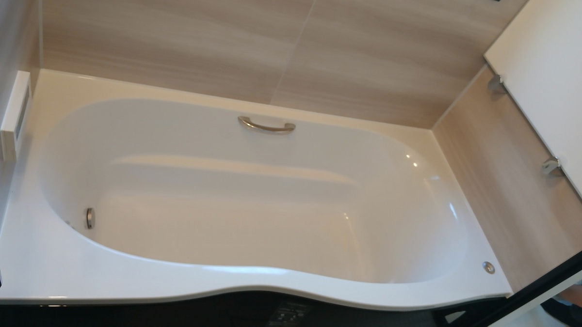 二宮トーヨー住器の【浴室リフォーム】断熱性向上であったか空間に！便利機能満載のお風呂へ【リデア】の施工後の写真2