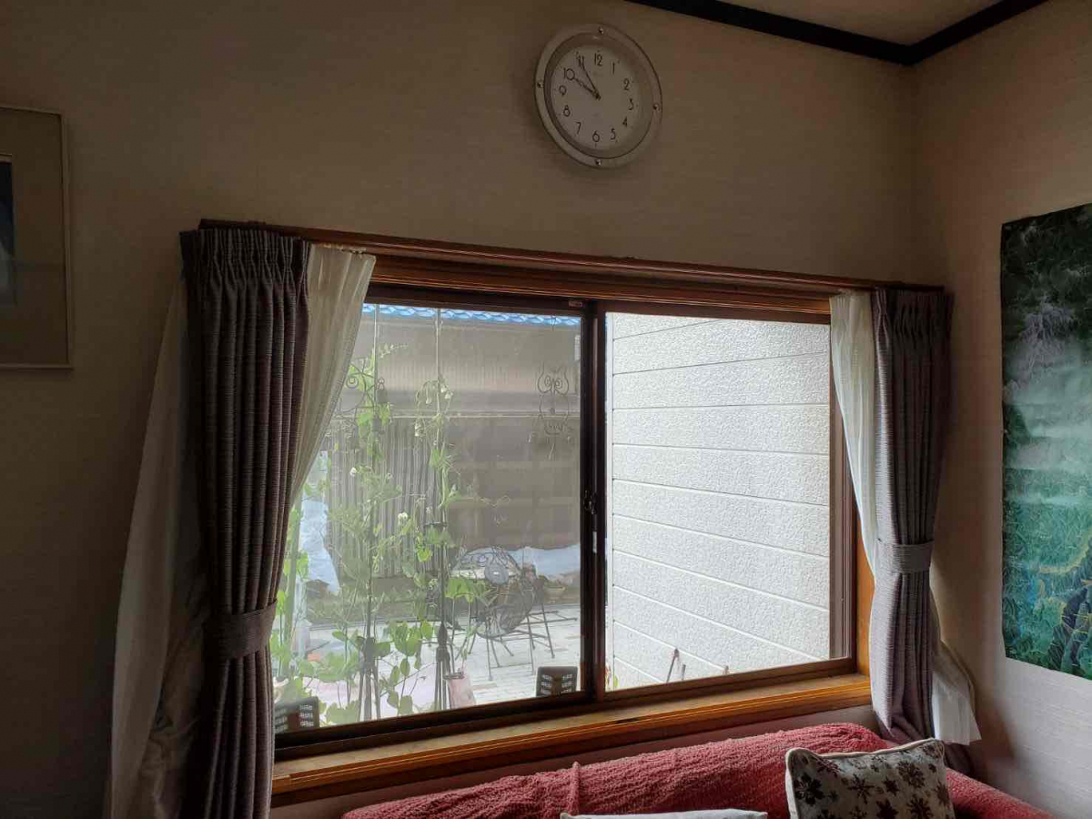山本サッシ店 東紀州のお家を暖かく‼ 開口部の断熱工事です(`･ω･´)b ≪アサヒ住宅様現場≫の施工前の写真1