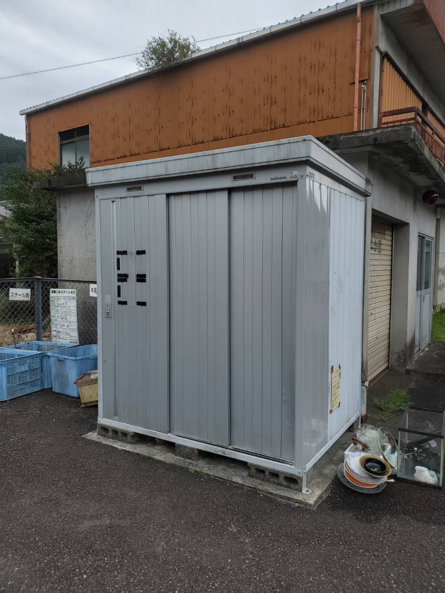 山本サッシ店 東紀州のイナバ物置の修理です‼︎ 《大末建設様現場》の施工後の写真1