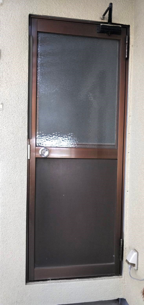 ワタヤサイズの風通しの良い、勝手口にしませんか?の施工前の写真1