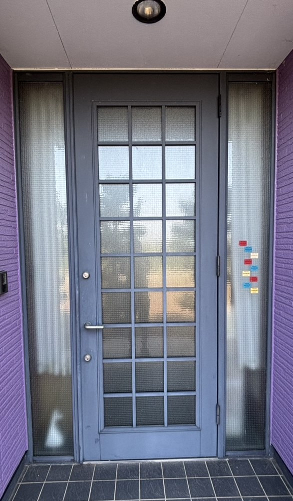 ワタヤサイズの玄関リフォームの施工前の写真1