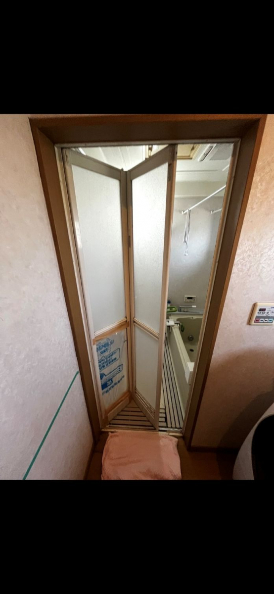 コダマサッシの短時間で交換出来ますの施工前の写真1