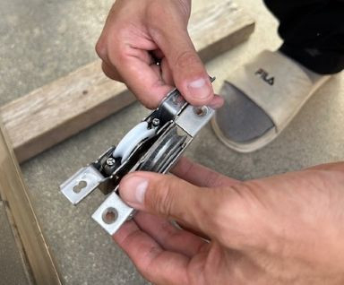 コダマサッシの戸車交換の施工前の写真1