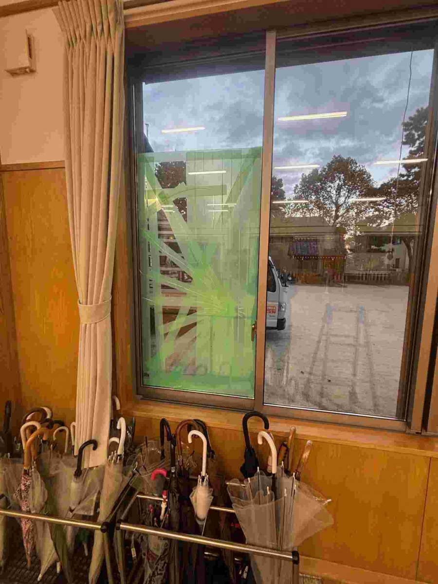 パーフェクトのガラス交換の施工前の写真1