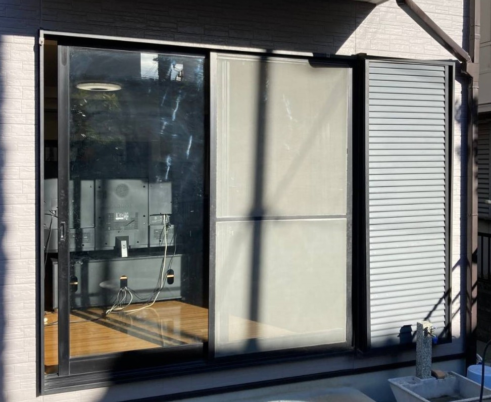 青梅トーヨー住器 上尾店の窓リフォーム　取替窓リプラスの施工前の写真2