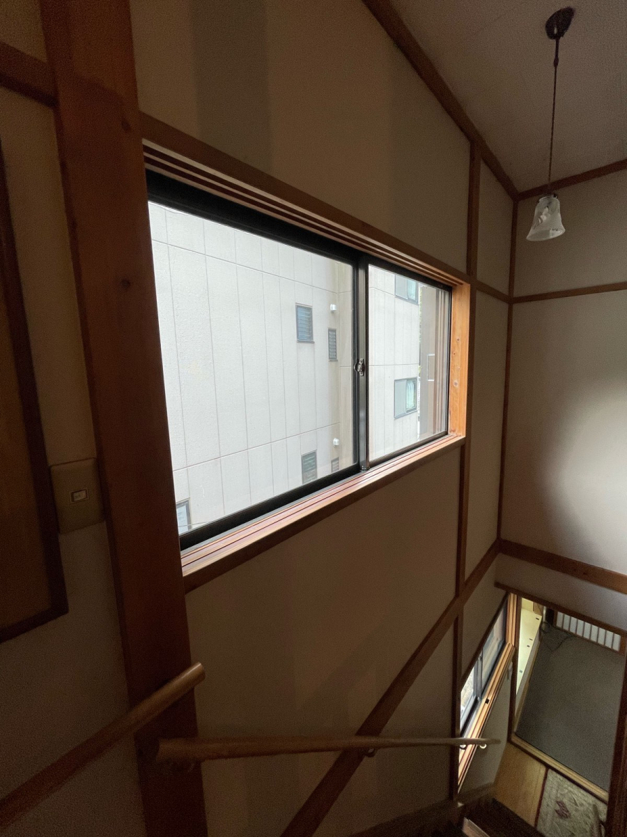 河津アルミの河津町／インプラス／断熱対策の施工前の写真1