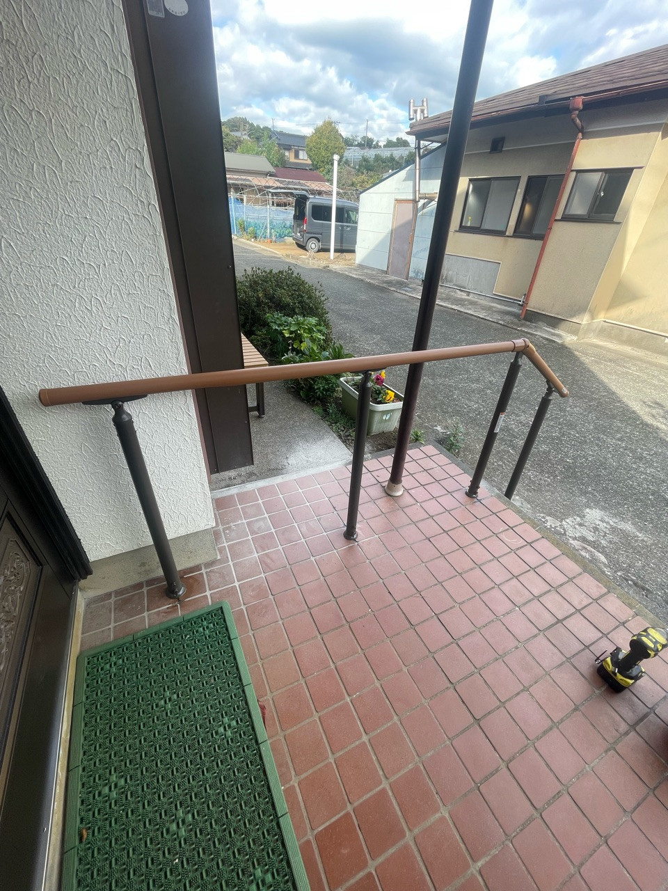 河津アルミの河津町／歩行者手すり／介護保険の施工後の写真1