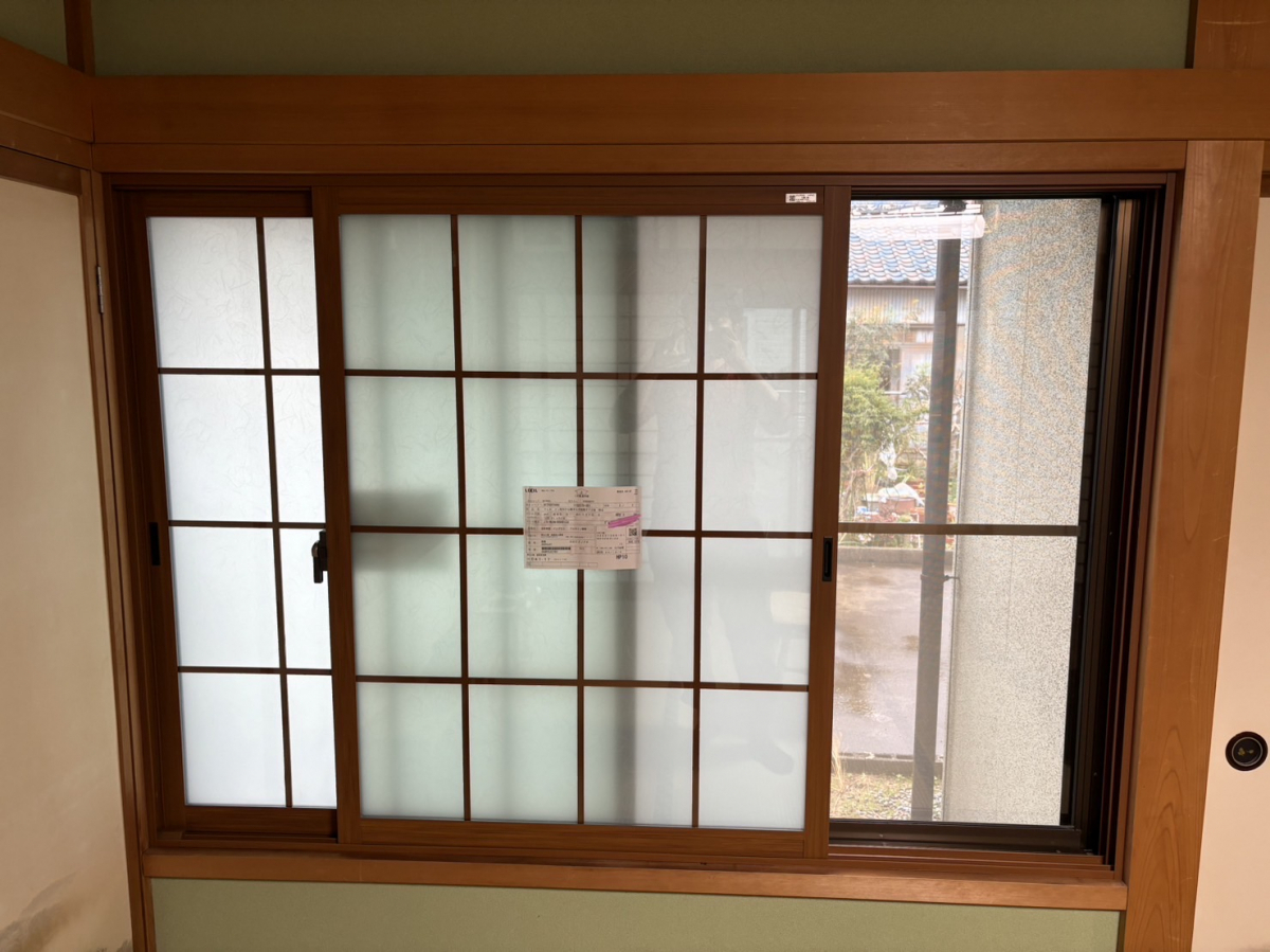アルキャンの内窓インプラス施工(和紙調格子入り複層ガラス)の施工後の写真2