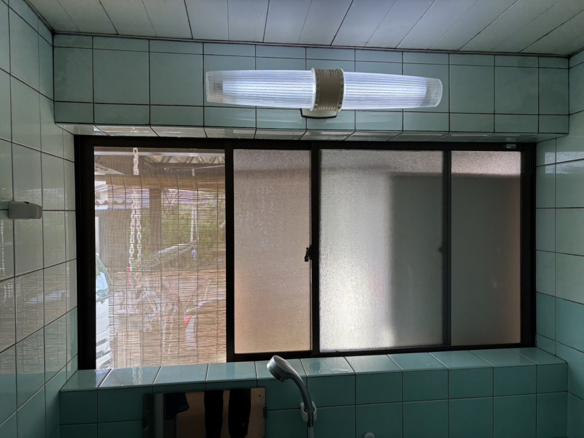 アルキャンの内窓インプラス施工の施工前の写真2