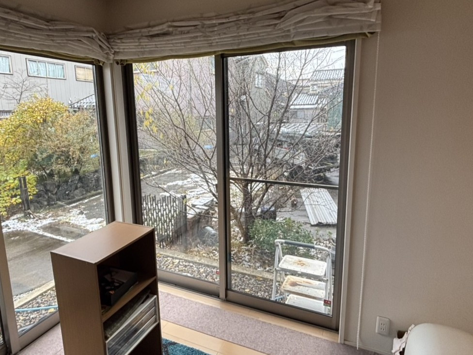 アルキャンの内窓インプラス施工の施工前の写真1