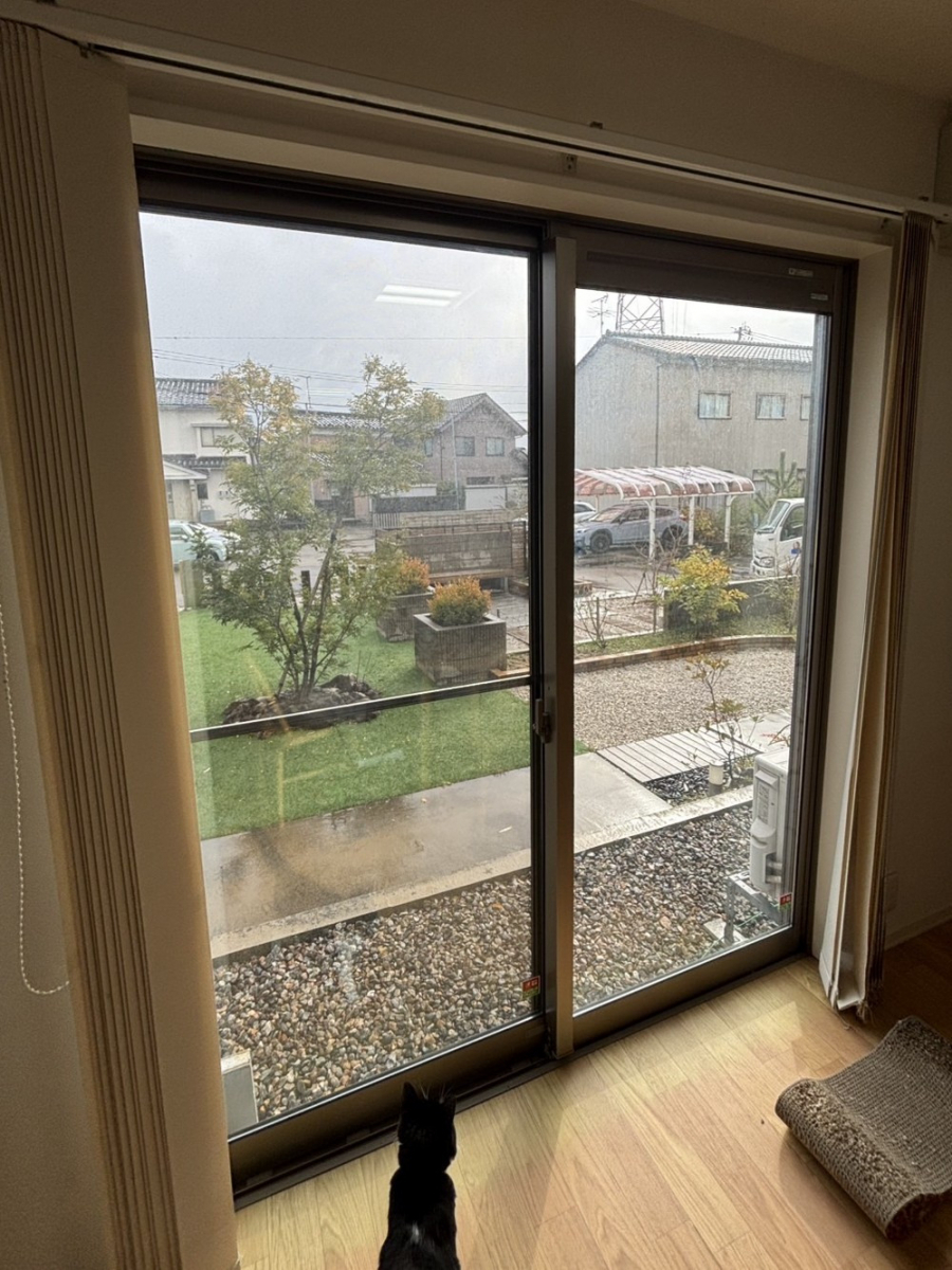 アルキャンの内窓インプラス施工の施工前の写真2