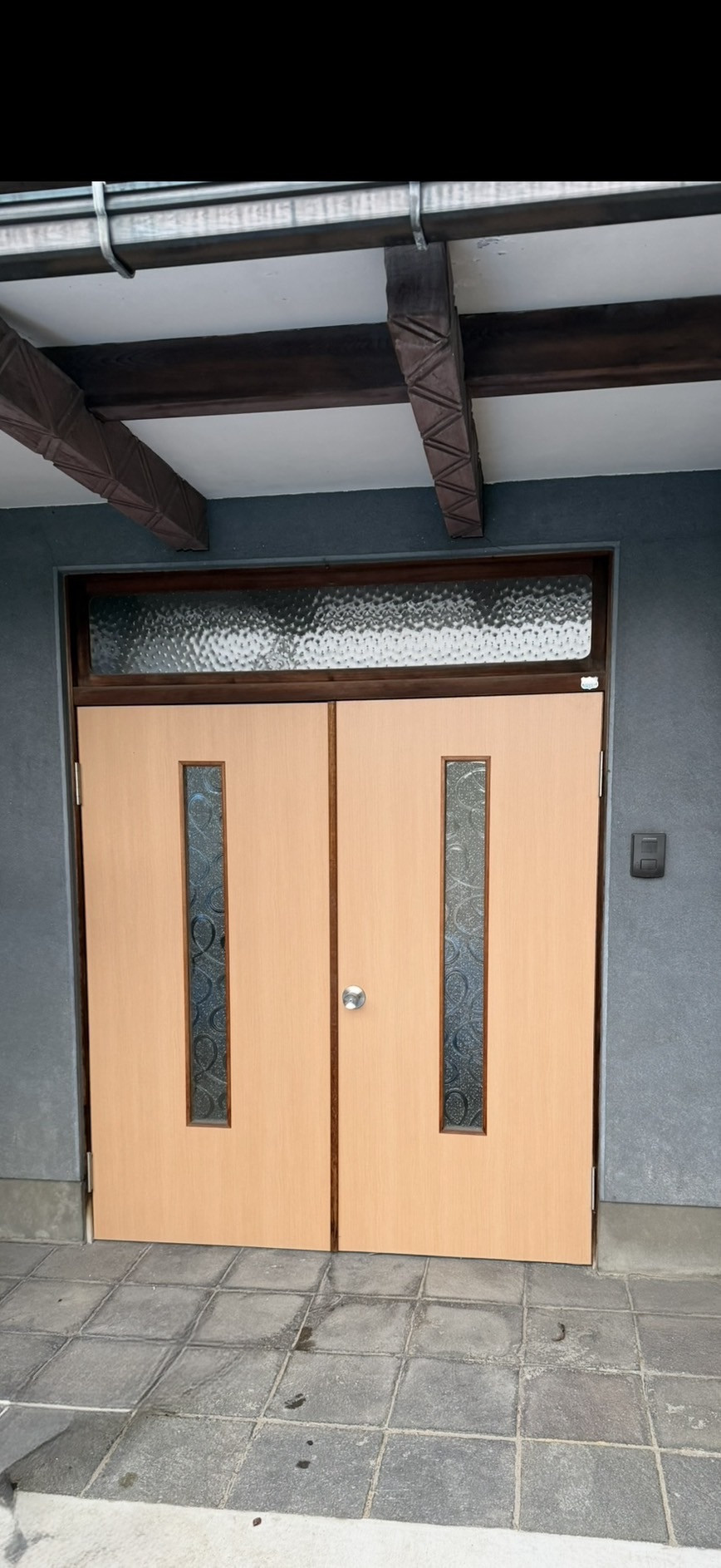 アルキャンの玄関リフォーム施工事例の施工前の写真1