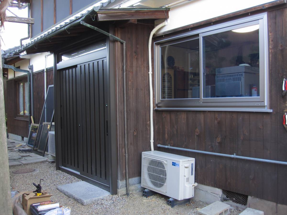 村島硝子商事のリクシル１Dayリフォーム　リシェント玄関引き戸の施工後の写真1