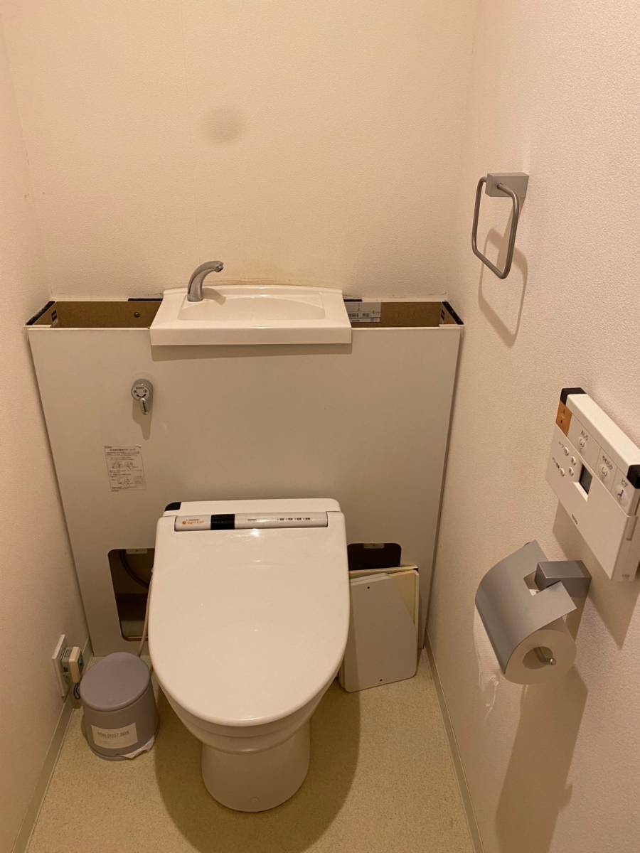 ＵＳＶトーヨー住器のトイレ取替工事の施工前の写真1