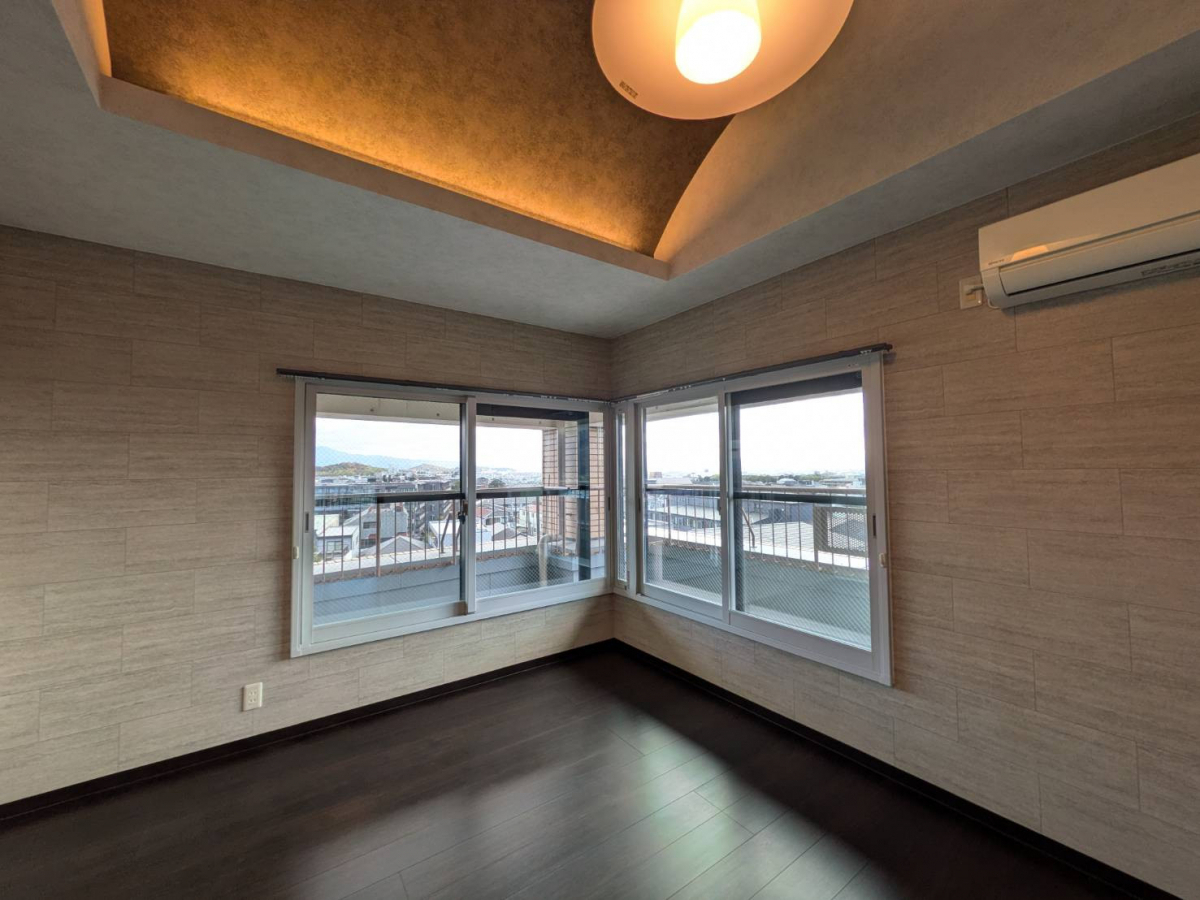 スリースターの京都市右京区：マンション全面リノベーション！開口断熱＆おしゃれな水廻りと内装で資産価値アップ！の施工後の写真2