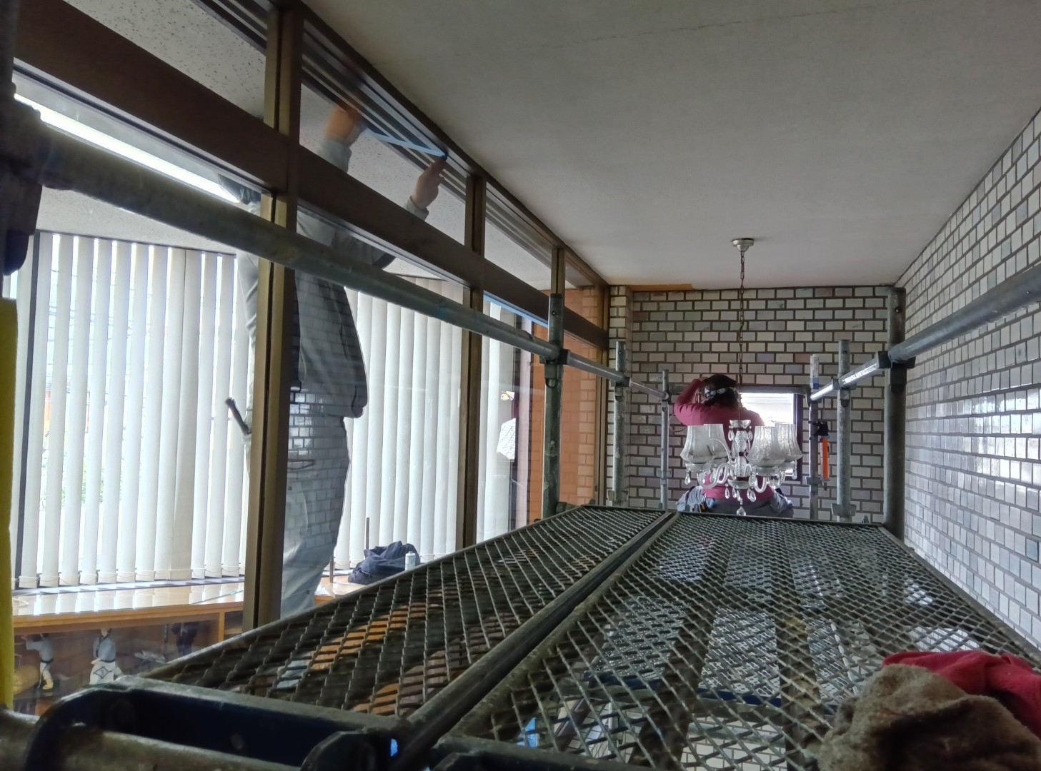 スリースターの京都市右京区 会社事務所のガラスビートの交換の施工後の写真2