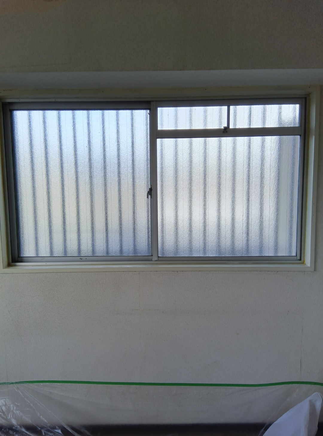 スリースターの京都市北区：賃貸マンション改装に伴うサッシ交換工事（サッシカバー工法）の施工後の写真3