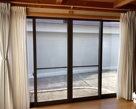 マルマン窓建工房のリビング窓に内窓‼の施工前の写真1