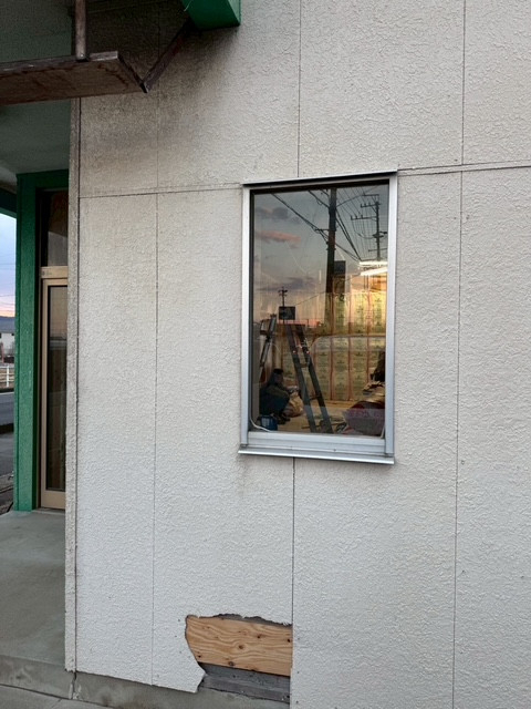 マルマン窓建工房のはつり工法窓リフォーム😊の施工前の写真1