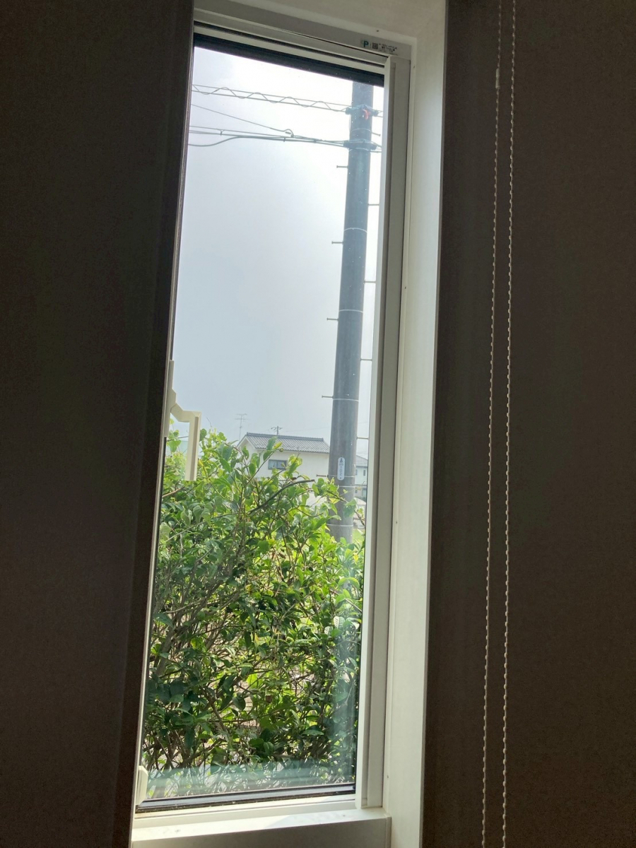 マルマン窓建工房のインプラス開き窓施工😊✨の施工前の写真1