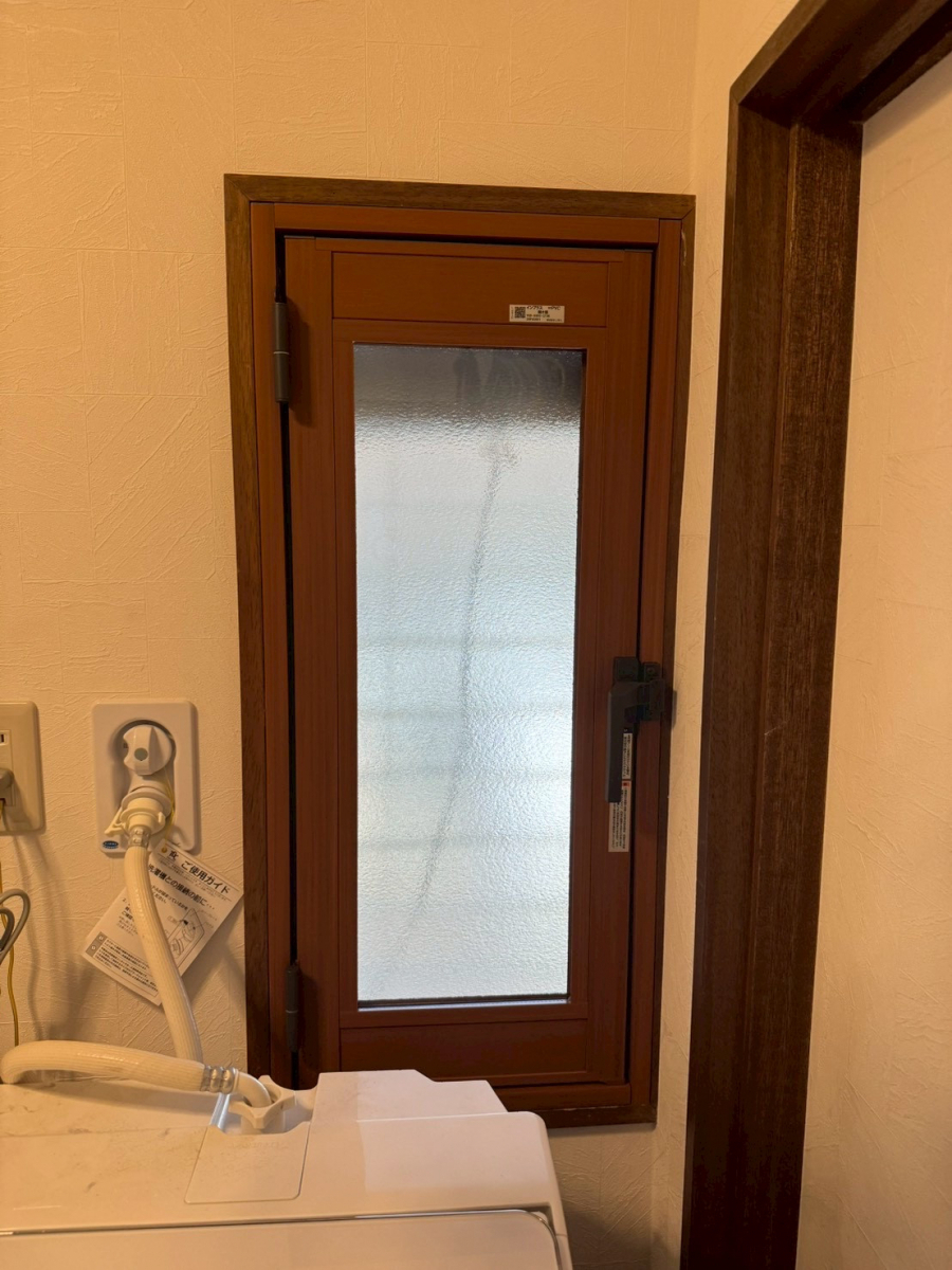 マルマン窓建工房のルーバー窓に内窓😊✨の施工後の写真1