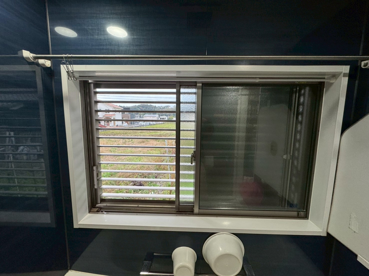 マルマン窓建工房の浴室用インプラス😊✨の施工前の写真1